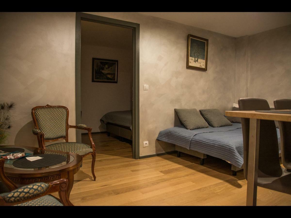 Au Manoir Des Vallees Maffe ภายนอก รูปภาพ
